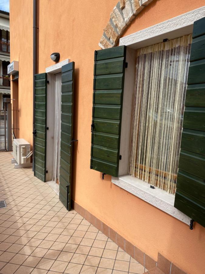 Ferienwohnung Ely Hause Calmasino Exterior foto